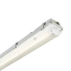 Knightsbridge T8 Non-Corrosive Weatherproof Fluorescent Light - 6ft Single