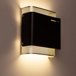 Edit 6W LED Flush Wall Light - Black -LumiCraft Sales Store E2826 006