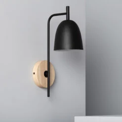 Edit Fresne Wall Light - Black & Wood