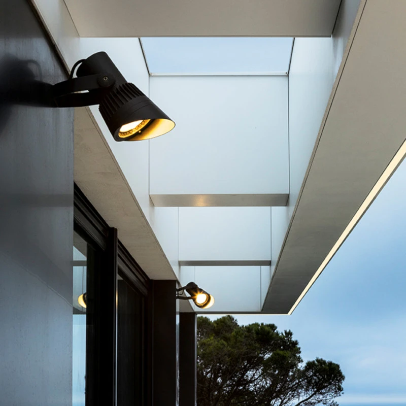 LEDS-C4 11.5W Hubble Warm White 2700k LED Spotlight IP65 - Black 4 LEDS-C4 11.5W Hubble Warm White 2700k LED Spotlight IP65 - Black - Image 2